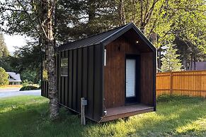 Paradise Village Hotel