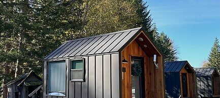 Paradise Village Hotel