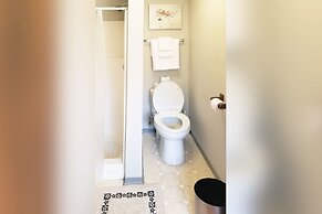 Paradise Village Hotel