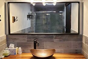 Paradise Village Hotel