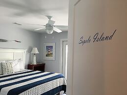 Darien Waterfront Inn