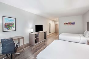 La Quinta Inn & Suites by Wyndham Dallas Duncanville