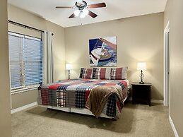 Lower Level Vacation Condo B-1 on Table Rock Lake by RedAwning