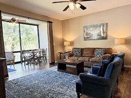 Lower Level Vacation Condo B-1 on Table Rock Lake by RedAwning