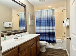 Lower Level Vacation Condo B-1 on Table Rock Lake by RedAwning