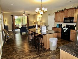 Lower Level Vacation Condo B-1 on Table Rock Lake by RedAwning
