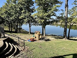 Lower Level Vacation Condo B-1 on Table Rock Lake by RedAwning