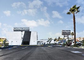 Hollywood Inn Suites Hotel