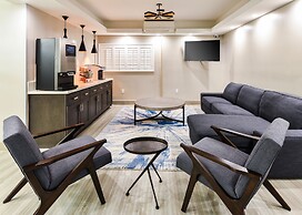 Hollywood Inn Suites Hotel