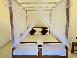 Green Hut Hotel and Restaurant.