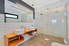 Hotel California Road at Inkwell Wines