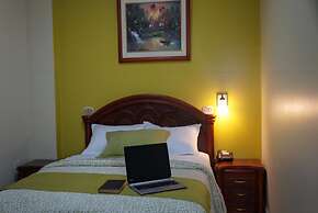 Hotel Perla Verde