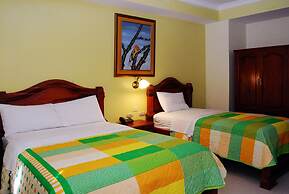 Hotel Perla Verde