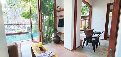 Sarina Hotel & Villa