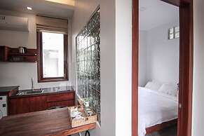 Sarina Hotel & Villa