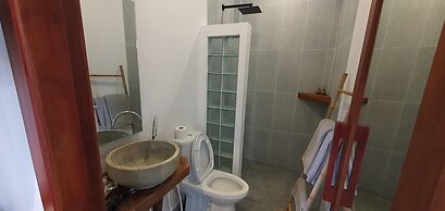 Sarina Hotel & Villa