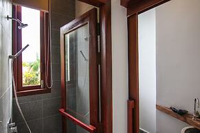 Sarina Hotel & Villa