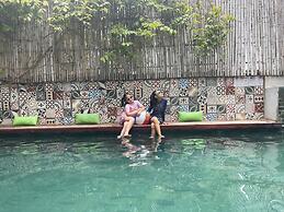 Sarina Hotel & Villa