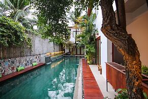 Sarina Hotel & Villa