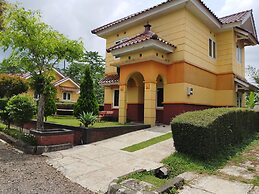 Villa Sasky Ciater Highland