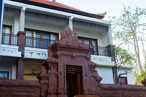 Seno Guesthouse & Cafe