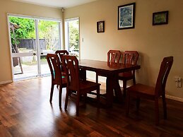 Sunny Home