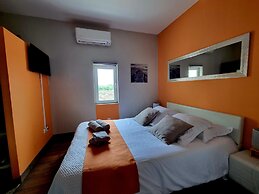 Villa Alyzea