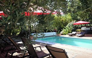 Villa Alyzea