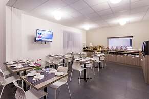 Nemea Appart Hotel Elypseo Strasbourg Port