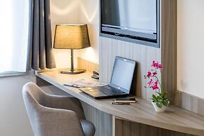 Nemea Appart Hotel Elypseo Strasbourg Port