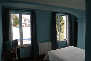Hotel Los Laureles