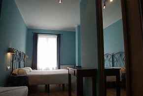 Hotel Los Laureles