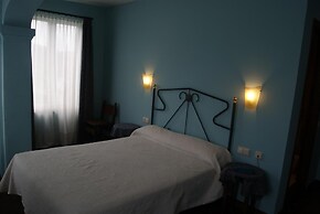 Hotel Los Laureles