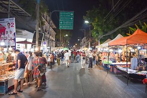 Chala Number 2 Art and Gallery House