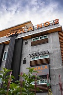 Chala Number 2 Art and Gallery House