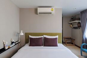 Chala Number 2 Art and Gallery House