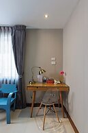 Chala Number 2 Art and Gallery House