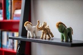 Chala Number 2 Art and Gallery House