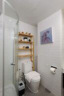 Chala Number 2 Art and Gallery House