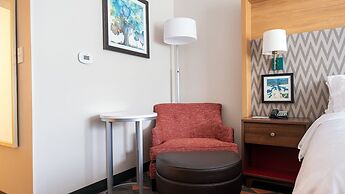 Holiday Inn & Suites Philadelphia W - Drexel Hill by IHG
