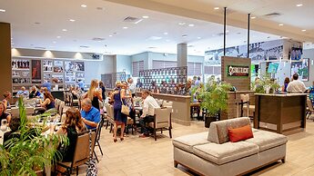 Holiday Inn & Suites Philadelphia W - Drexel Hill by IHG