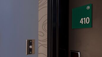 Holiday Inn & Suites Philadelphia W - Drexel Hill by IHG