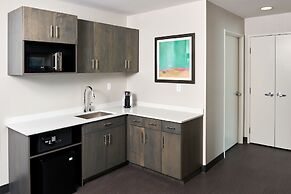 Holiday Inn & Suites Philadelphia W - Drexel Hill by IHG