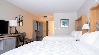 Holiday Inn & Suites Philadelphia W - Drexel Hill by IHG