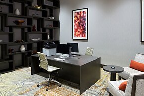 Holiday Inn & Suites Philadelphia W - Drexel Hill by IHG