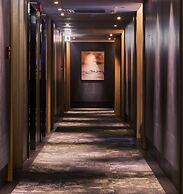 One Residence Hotel & Apartment