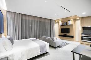 One Residence Hotel & Apartment