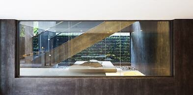 One Residence Hotel & Apartment