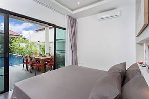 Large 3BR Villa with Big Pool by Intira