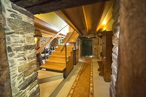 O Acivro Aloxamentos Rurais